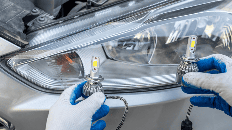 different types of headlight bulb